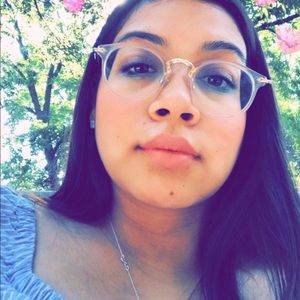 Meet your Posher, Annabel